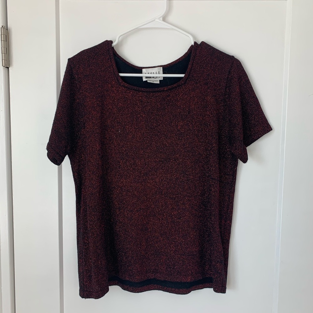 ❗️NEW! LF Burgundy Sparkly Tee